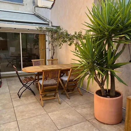 Nyaraló Jolie Maison Proche Du Centre Bordeaux
