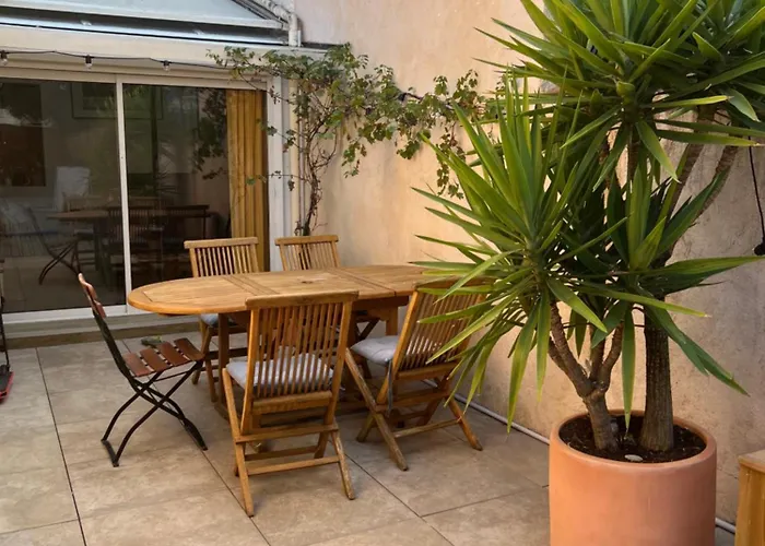 Nyaraló Jolie Maison Proche Du Centre Bordeaux